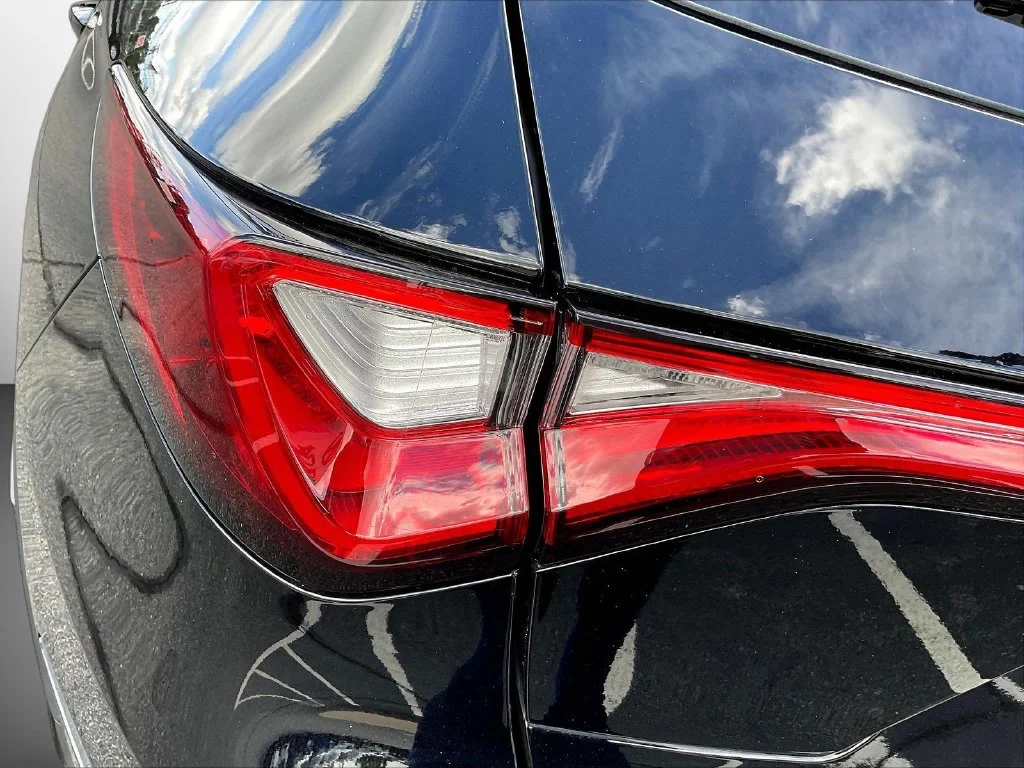 Used 2023 Black Acura Technology image 25