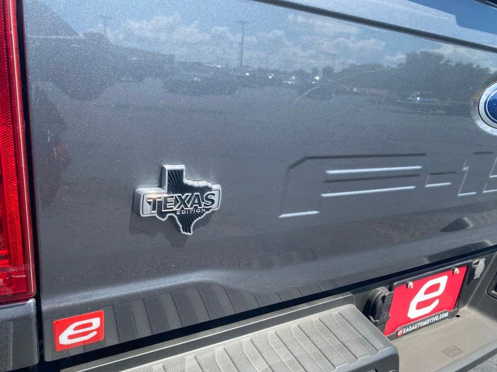 Used 2023 Carbonized Gray Metallic Ford XLT image 41