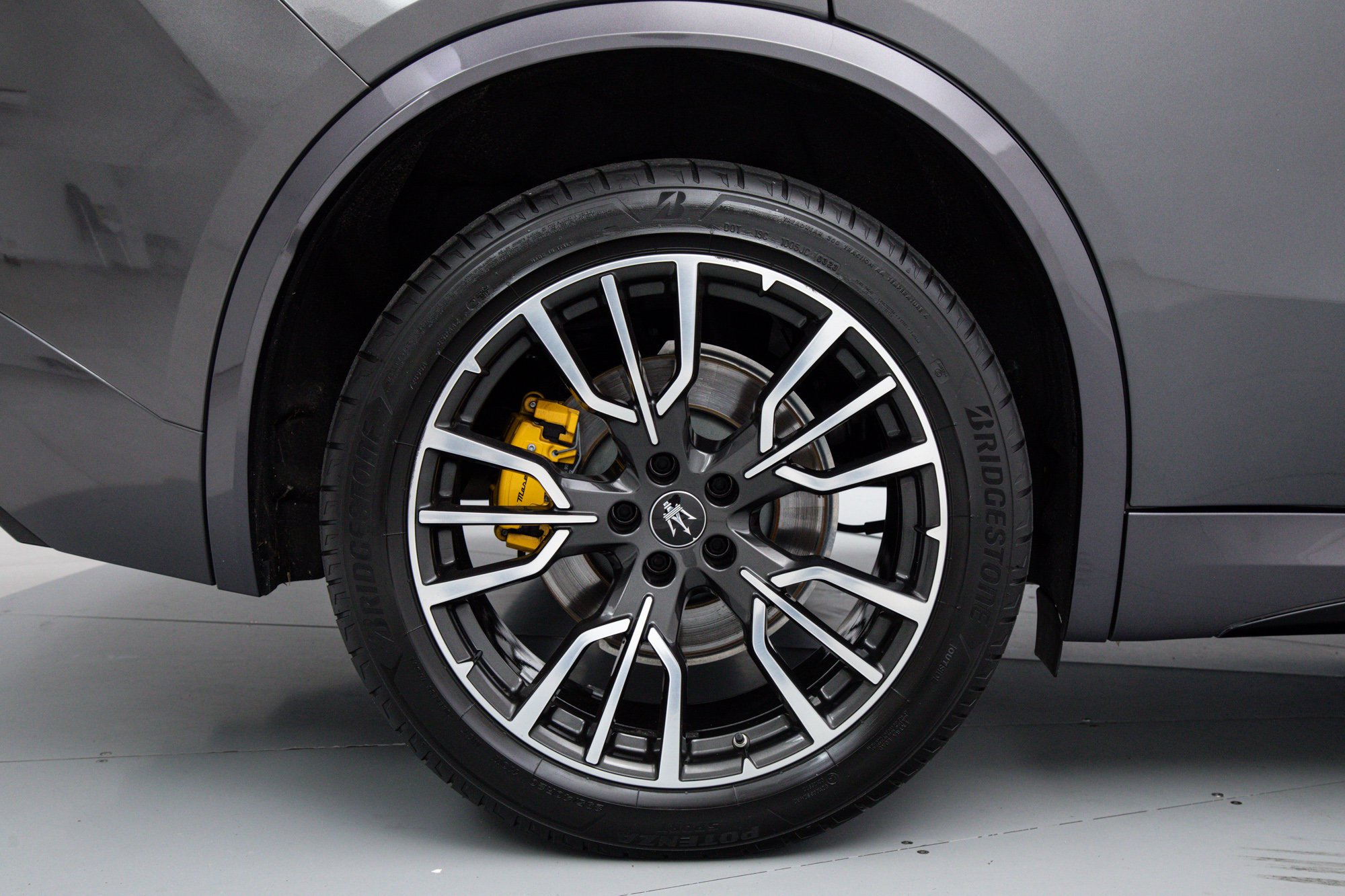 Used 2023 Gray Maserati Modena image 18