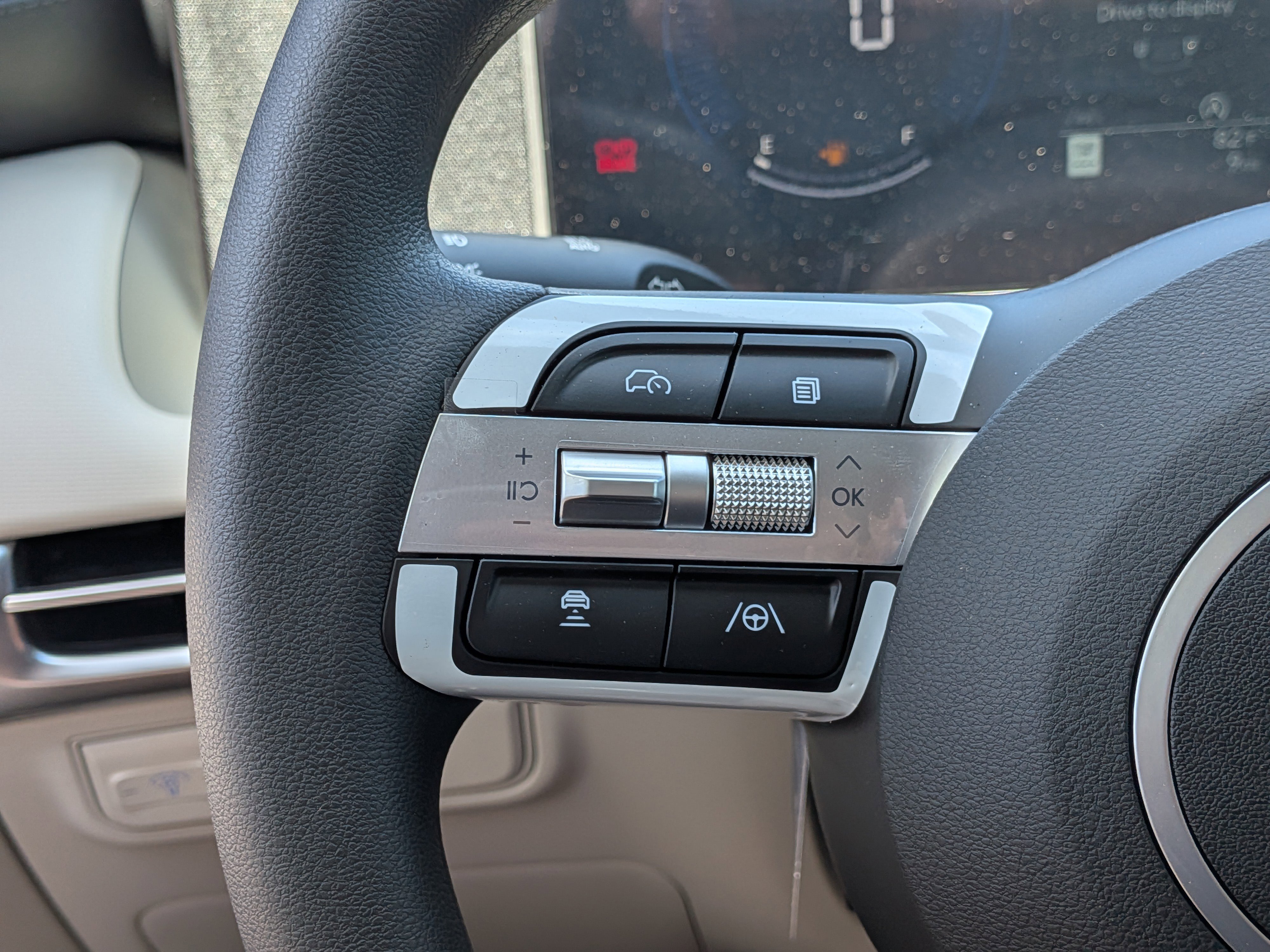 New 2026 Shimmering Silver Hyundai SEL Plus FWD image 55