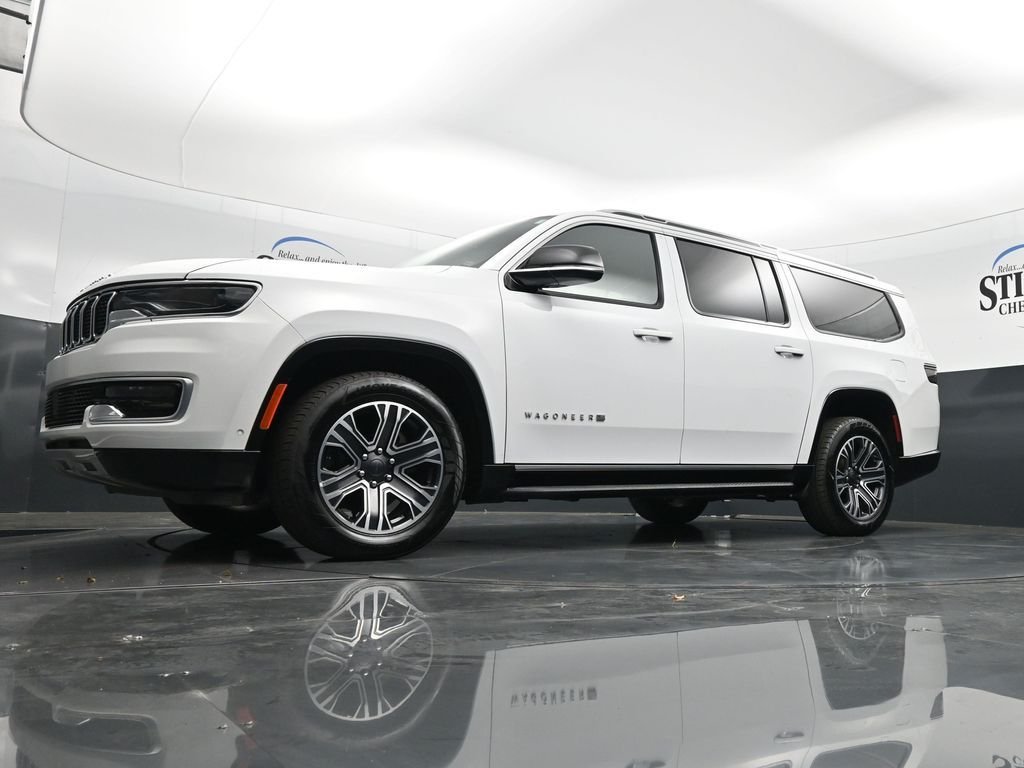 Used 2024 White Jeep Series II image 31