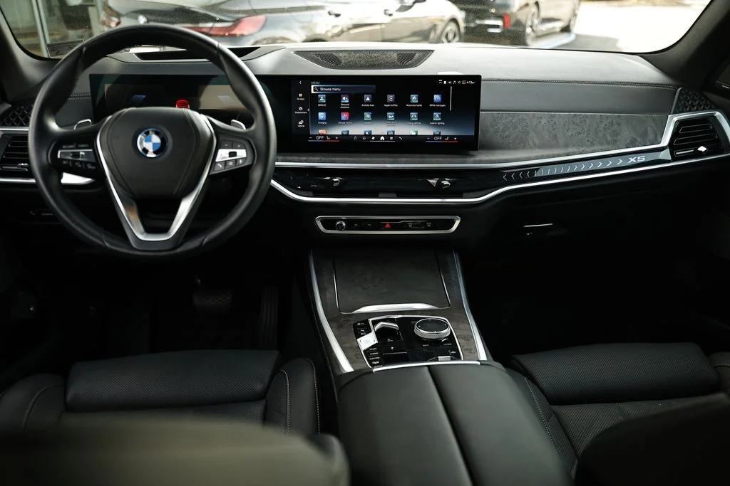 Used 2024 Skyscraper Gray Metallic BMW xDrive50e image 27