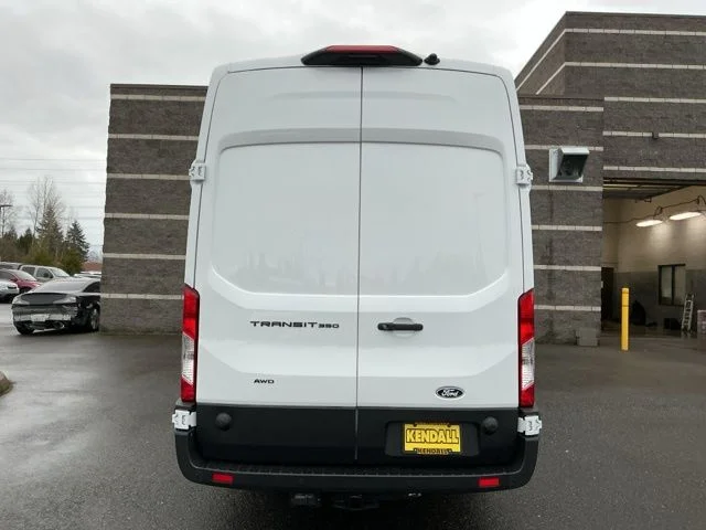 New 2026 Oxford White Ford Base image 5