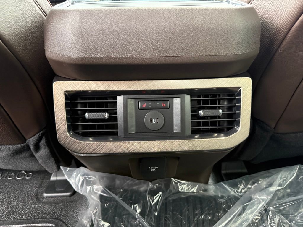 New 2026 Agate Black Metallic Ford F-250® King Ranch® image 14