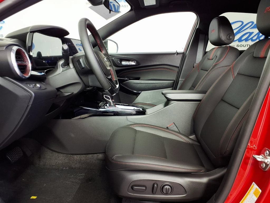 2026 Chevrolet Trax RS - Photo 8