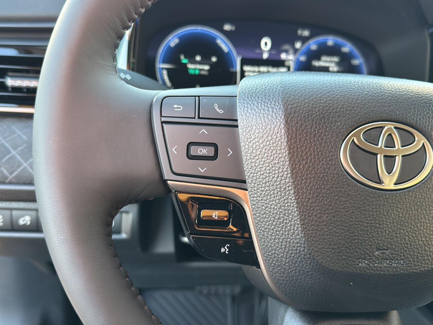 New 2026 Underground Toyota XLE image 18