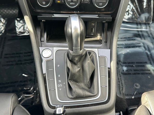 Used 2017 Silver Volkswagen TSI SEL 4-Door image 35