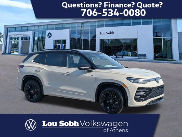 2026 Volkswagen Tiguan 2.0T SE R-Line Black's photo