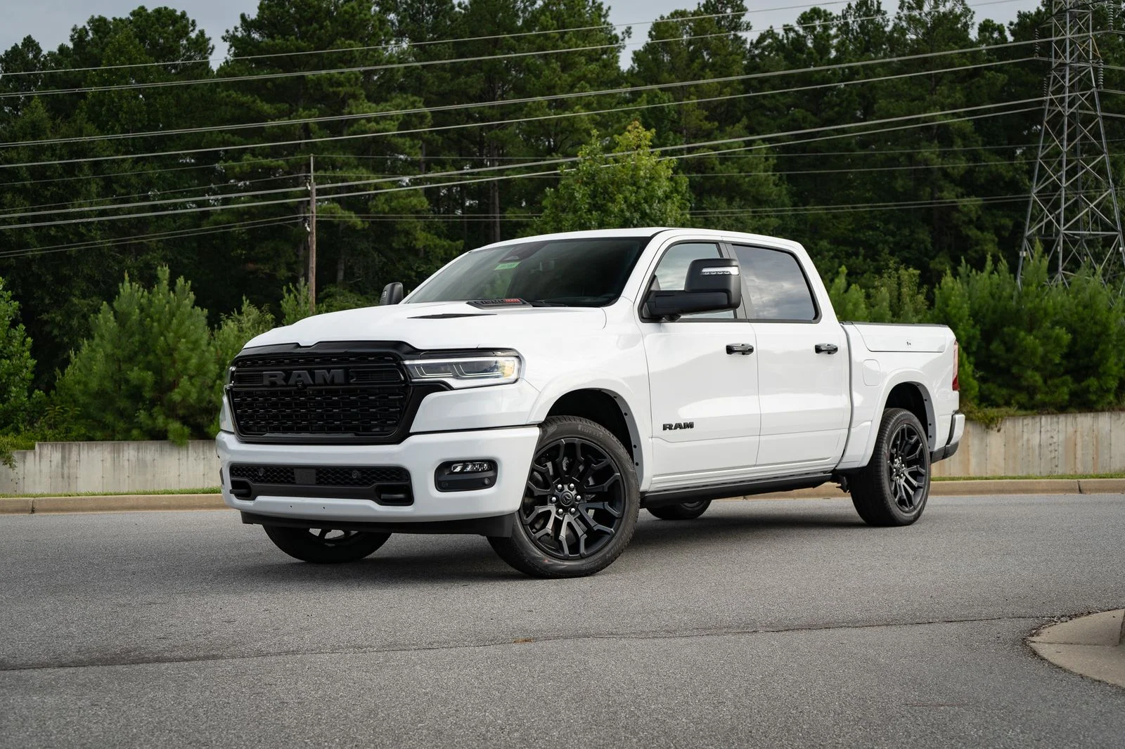 New 2026 Bright White Clear-Coat Exterior Paint RAM Limited image 2