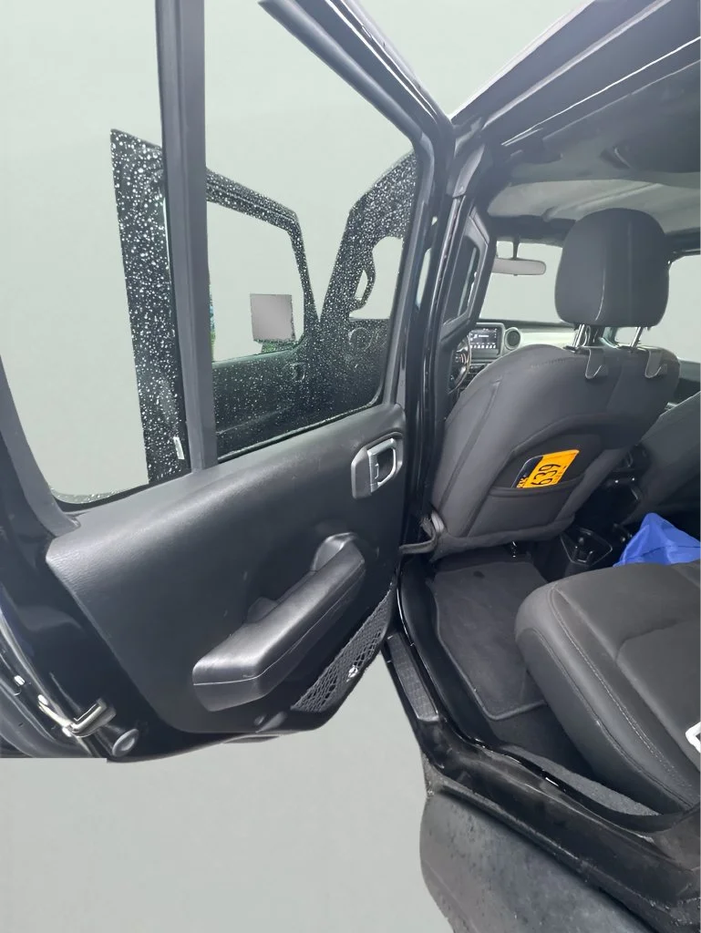 Used 2019 Black Jeep Sport S image 14