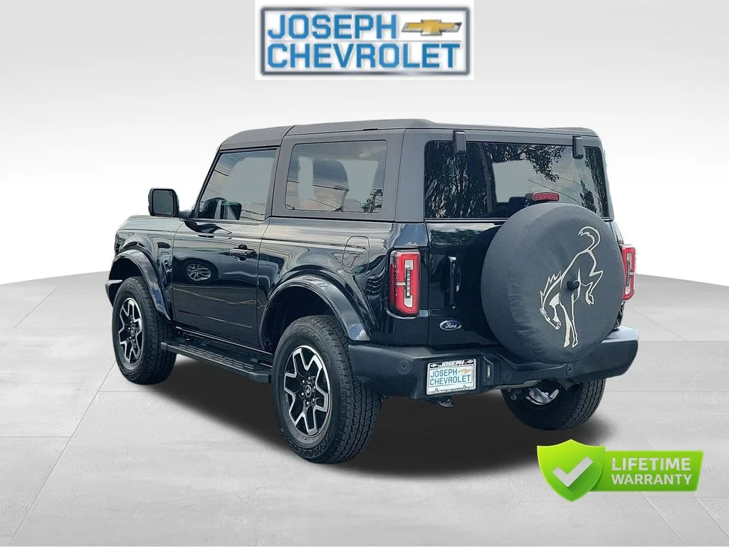 Used 2023 Black Ford Outer Banks image 3