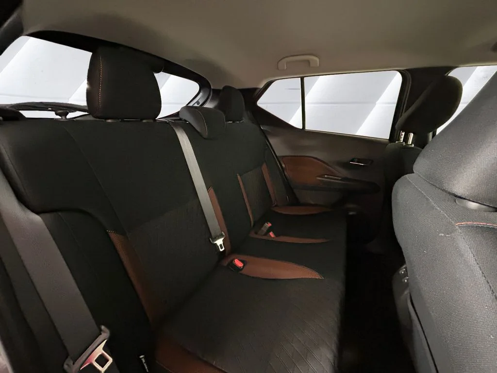Used 2024 Gray Nissan SR image 16