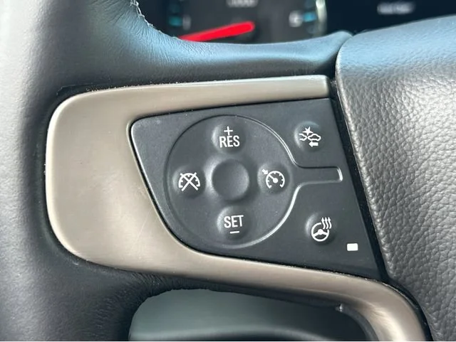 Used 2020 Summit White GMC Denali image 22