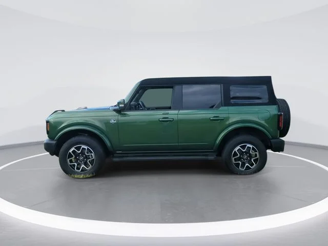 Used 2023 Green Ford Outer Banks image 5