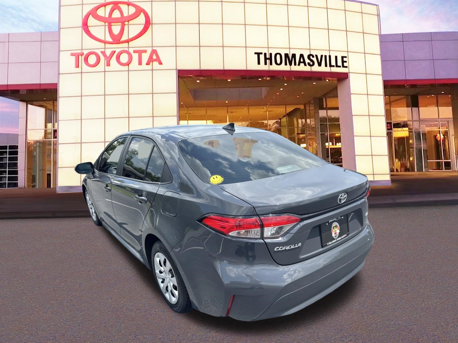 Used 2024  Toyota  image 7