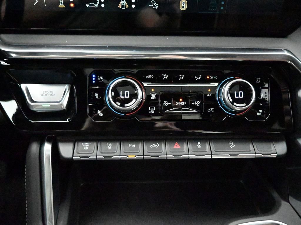 2026 GMC Sierra 3500HD Denali Ultimate - Photo 15