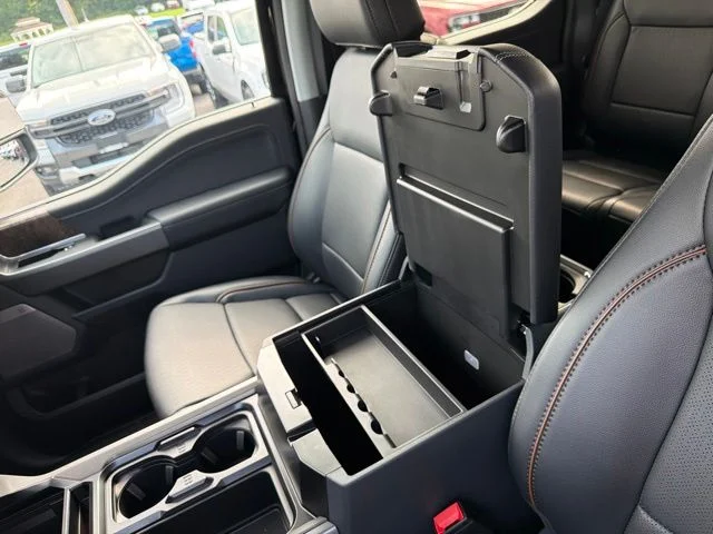 New 2026 Agate Black Metallic Ford F-250® Lariat® image 97