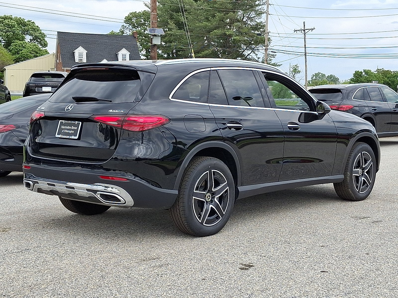 New 2026 Black Mercedes-Benz GLC 300 image 6