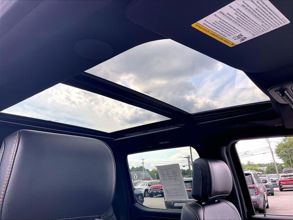 Used 2025 Antimatter Blue Metallic Ford Tremor image 21