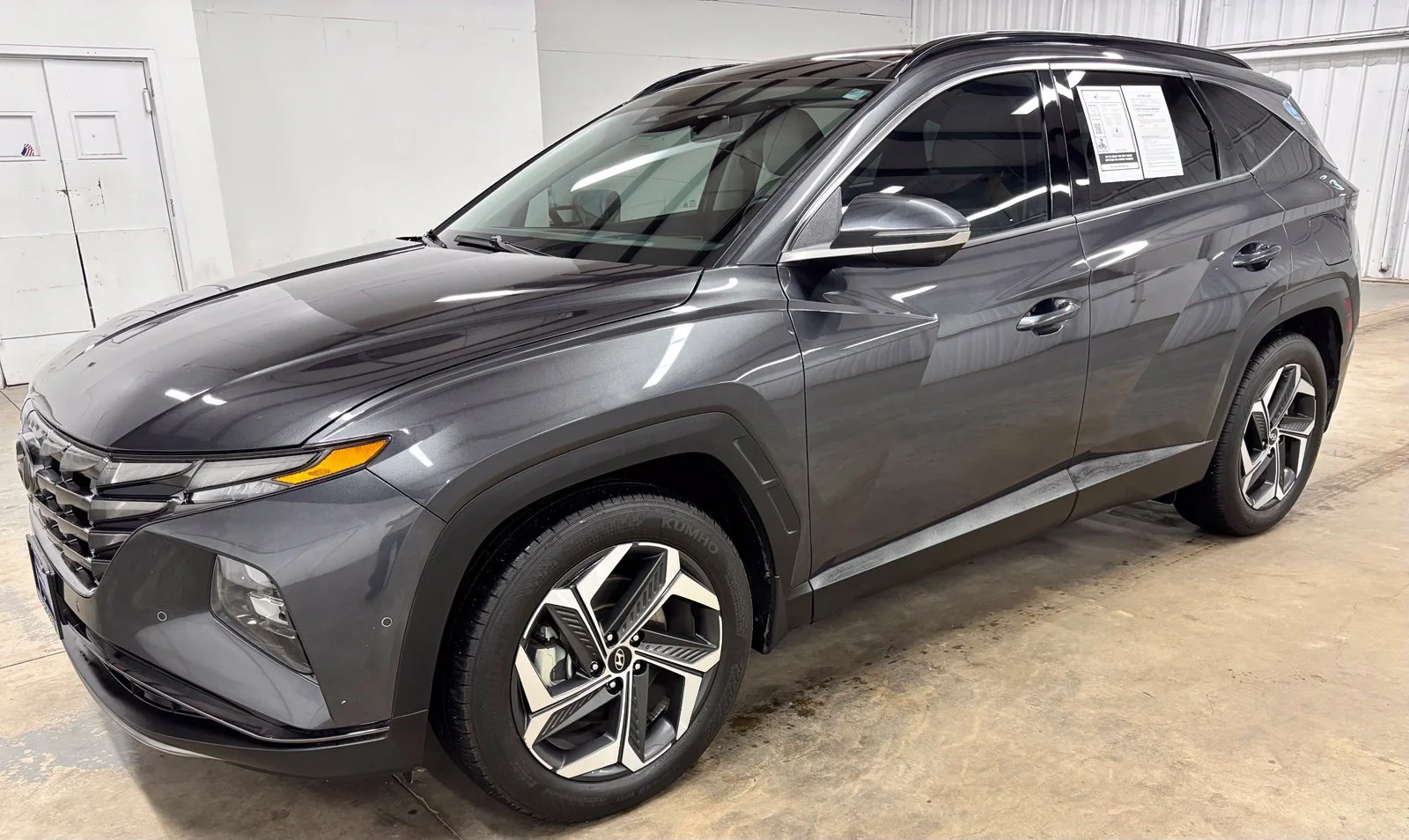 Used 2023 Gray Hyundai Limited image 3