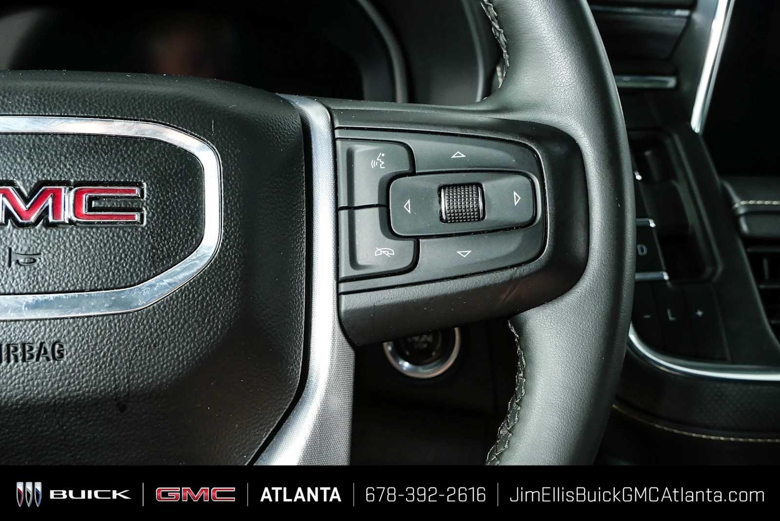 2023 GMC Yukon XL SLT - Photo 23