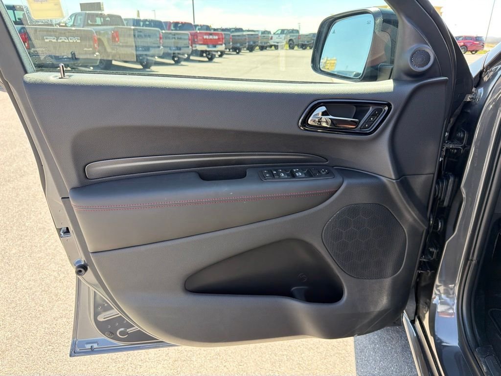 New 2026 Vapor Gray Exterior Paint Dodge GT Plus HEMI V8 image 10