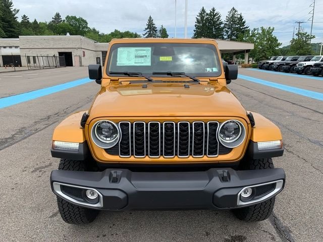 New 2026 Goldilocks Exterior Paint Jeep Sahara image 11