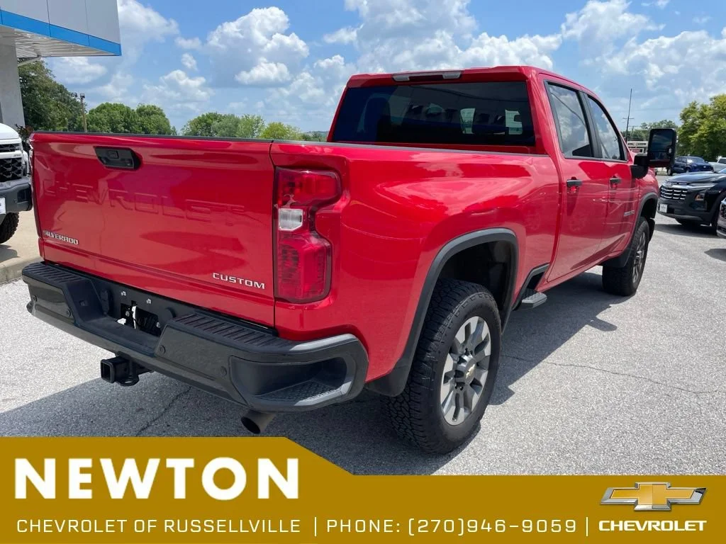 Used 2025 Red Hot Chevrolet Custom image 15