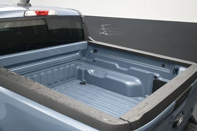New 2026 Azure Gray Metallic Tri-Coat Ford XLT image 14