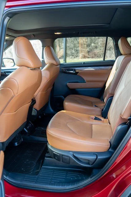 Used 2023 Red Toyota Platinum image 12