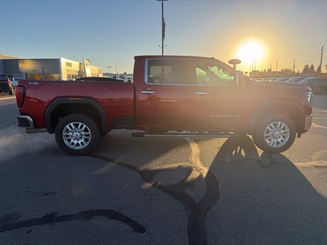 Used 2024 Red GMC SLT image 11