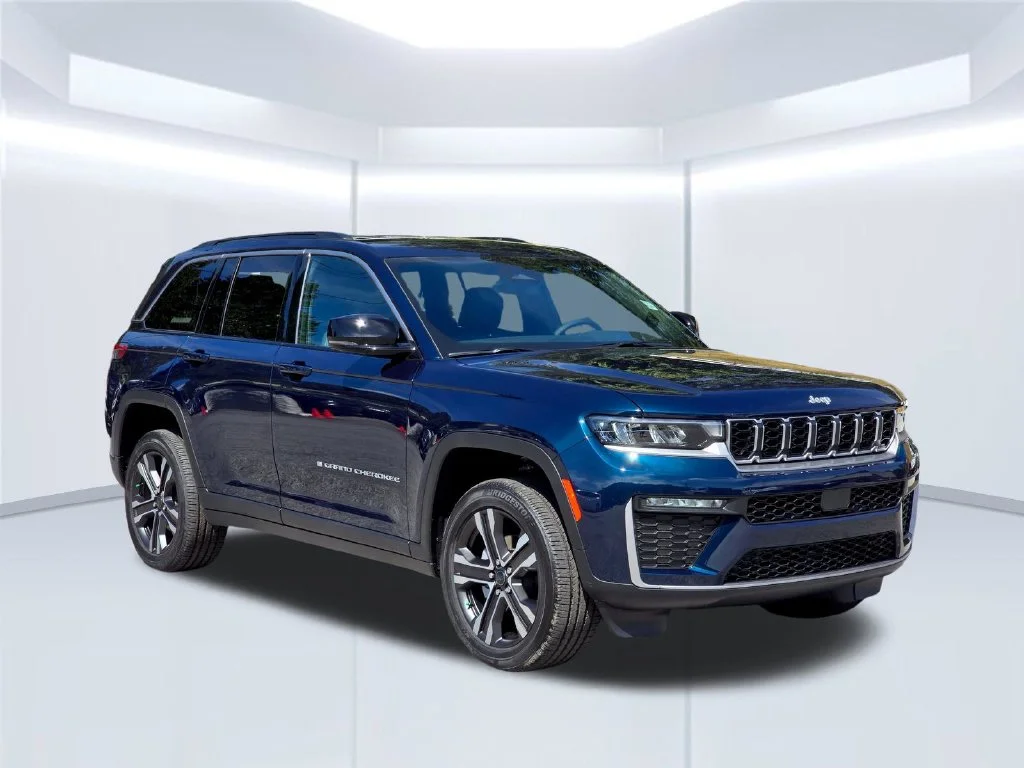 New 2027 Blue Jeep Limited image 14