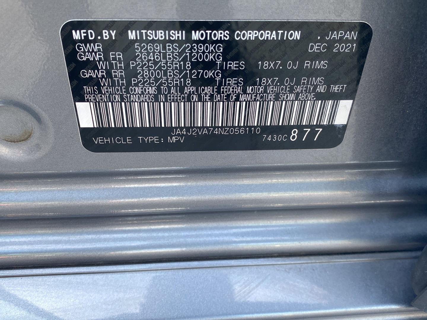 Used 2022 Mercury Gray Metallic Mitsubishi SEL image 17