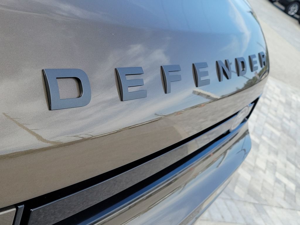 New 2026 Gondwana Stone Land Rover X-Dynamic SE image 9