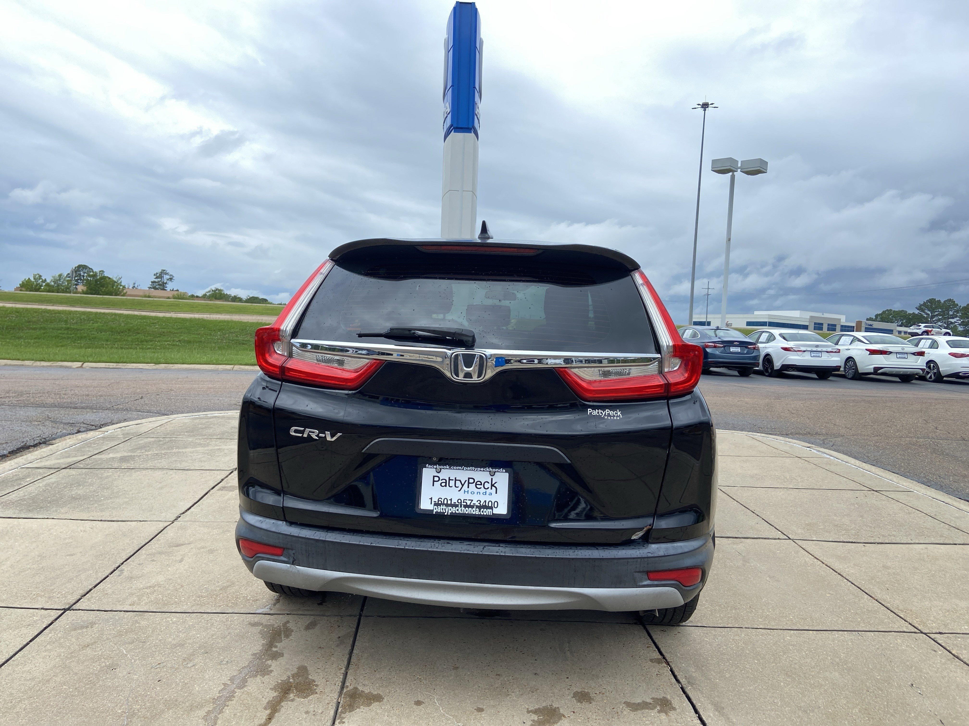 Used 2018 Crystal Black Pearl Honda LX image 8
