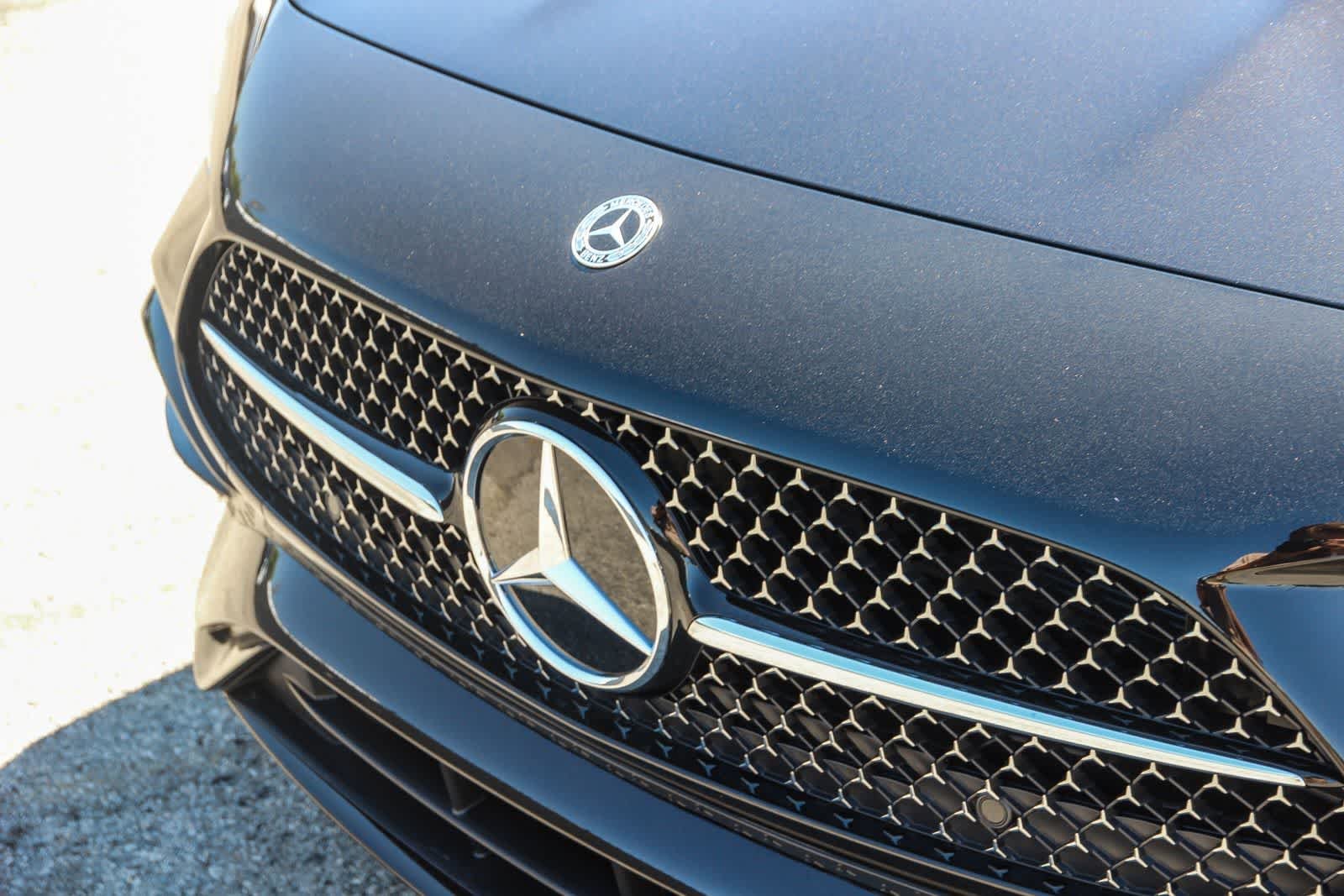 New 2026 Obsidian Black Metallic Mercedes-Benz CLE 450 image 9