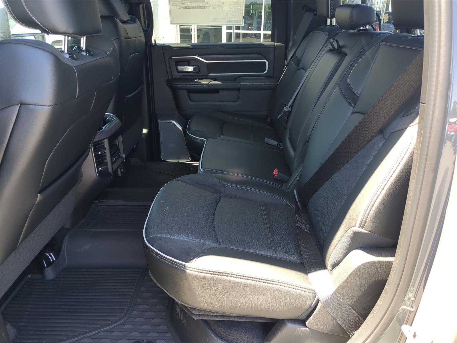 New 2026 Ceramic Gray Clear-Coat Exterior Paint RAM Laramie image 26