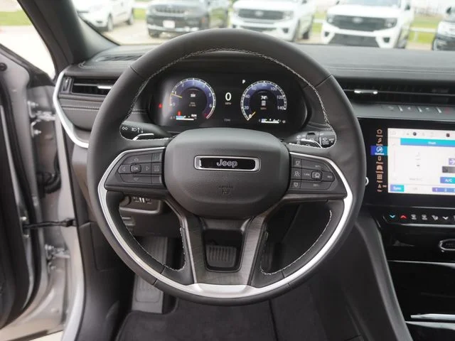 New 2026 Silver Zynith Jeep Altitude image 28