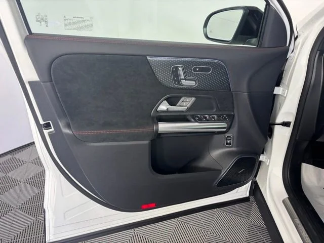 New 2026 Polar White Mercedes-Benz GLA 250 image 58