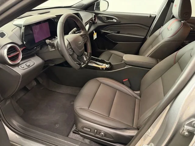 2026 Chevrolet Trax RS - Photo 12