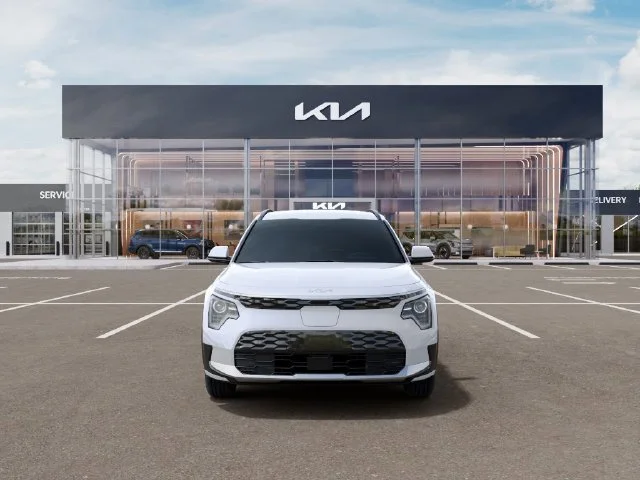 New 2026 Snow White Pearl Kia WIND image 2