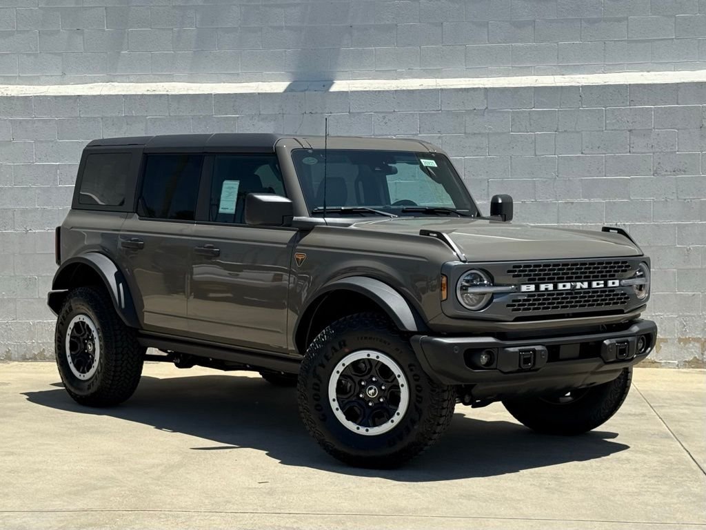2026 Ford Bronco Badlands 4x4's photo