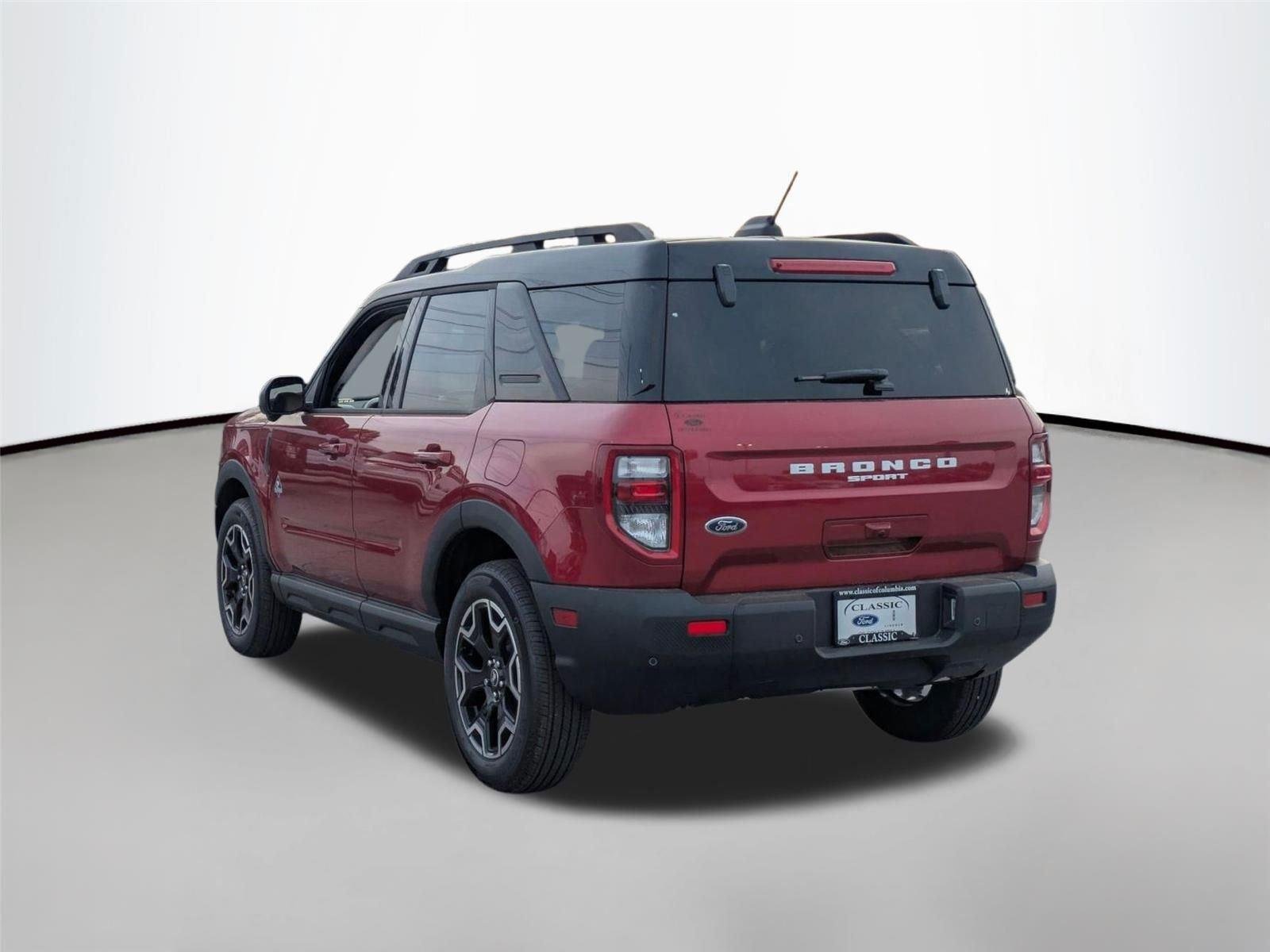 New 2025 Ruby Red Metallic Tinted Clearcoat Ford Outer Banks® image 7