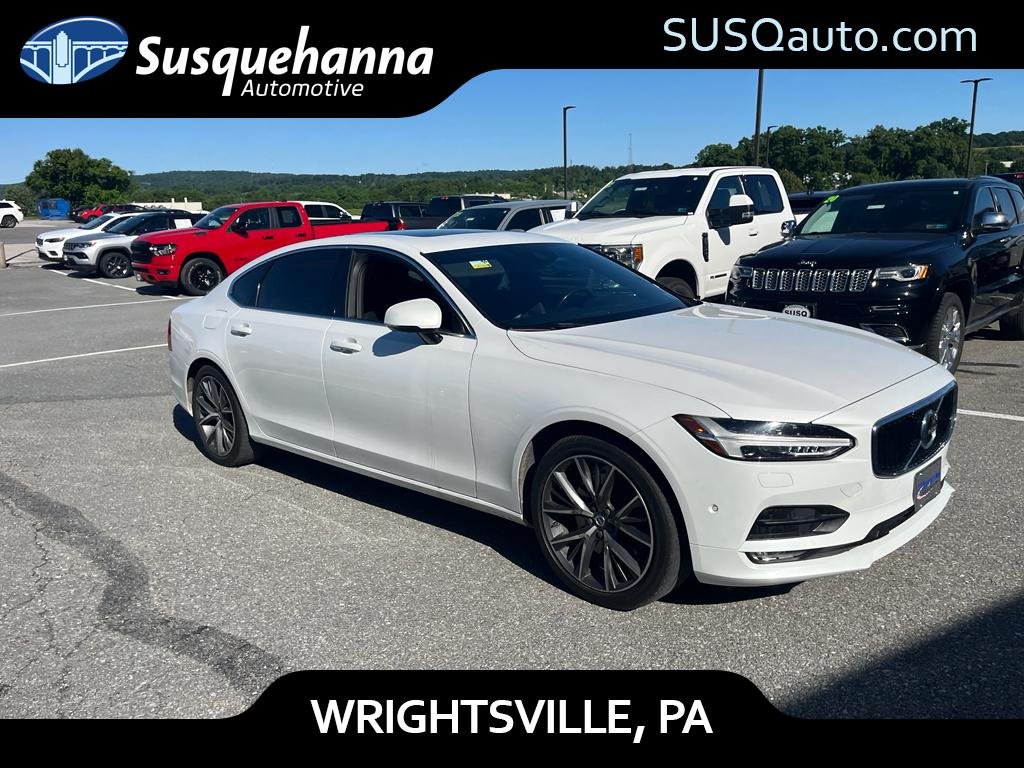 2018 Volvo S90 T6 Momentum AWD's photo