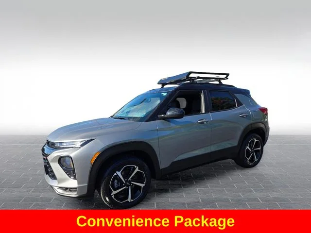 Used 2023 Gray Chevrolet RS image 4