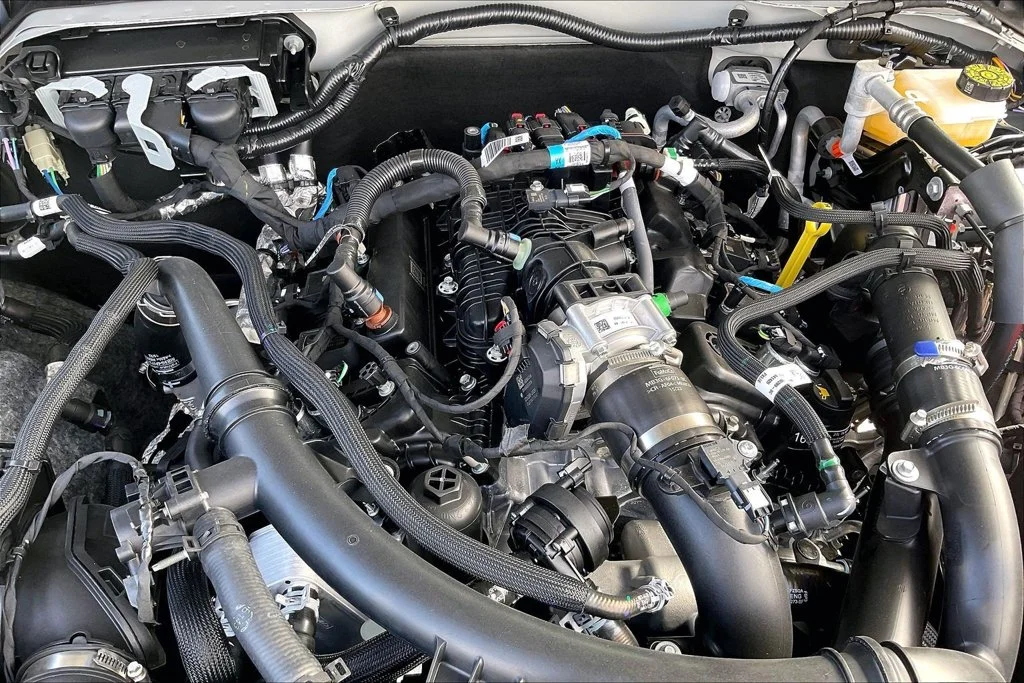 New 2026 Avalanche Gray Ford Outer Banks® image 32