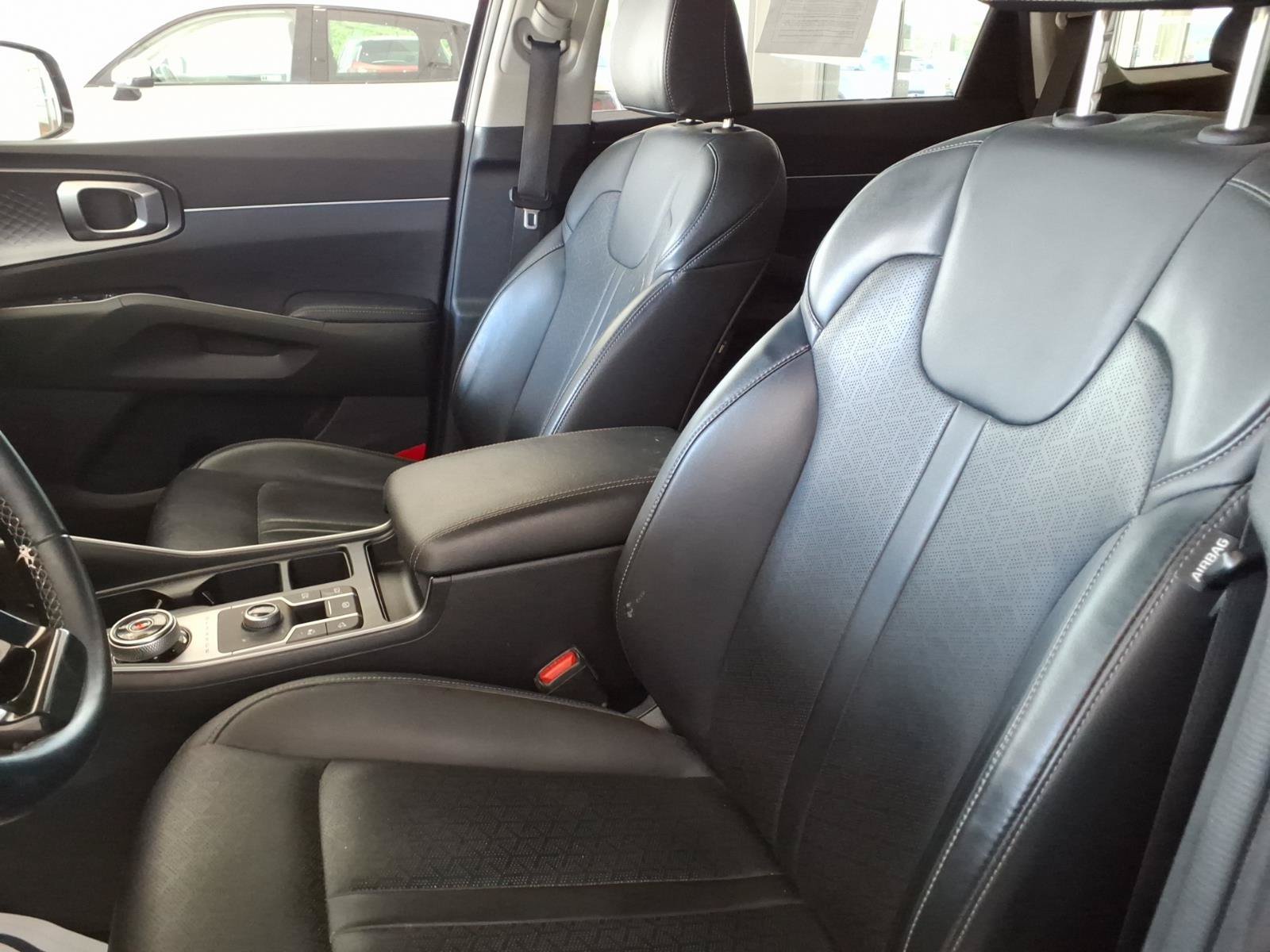 2022 Kia Sorento S Hybrid - Photo 10