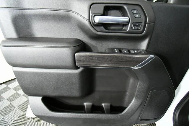 2021 Chevrolet Silverado 3500HD LTZ - Photo 22