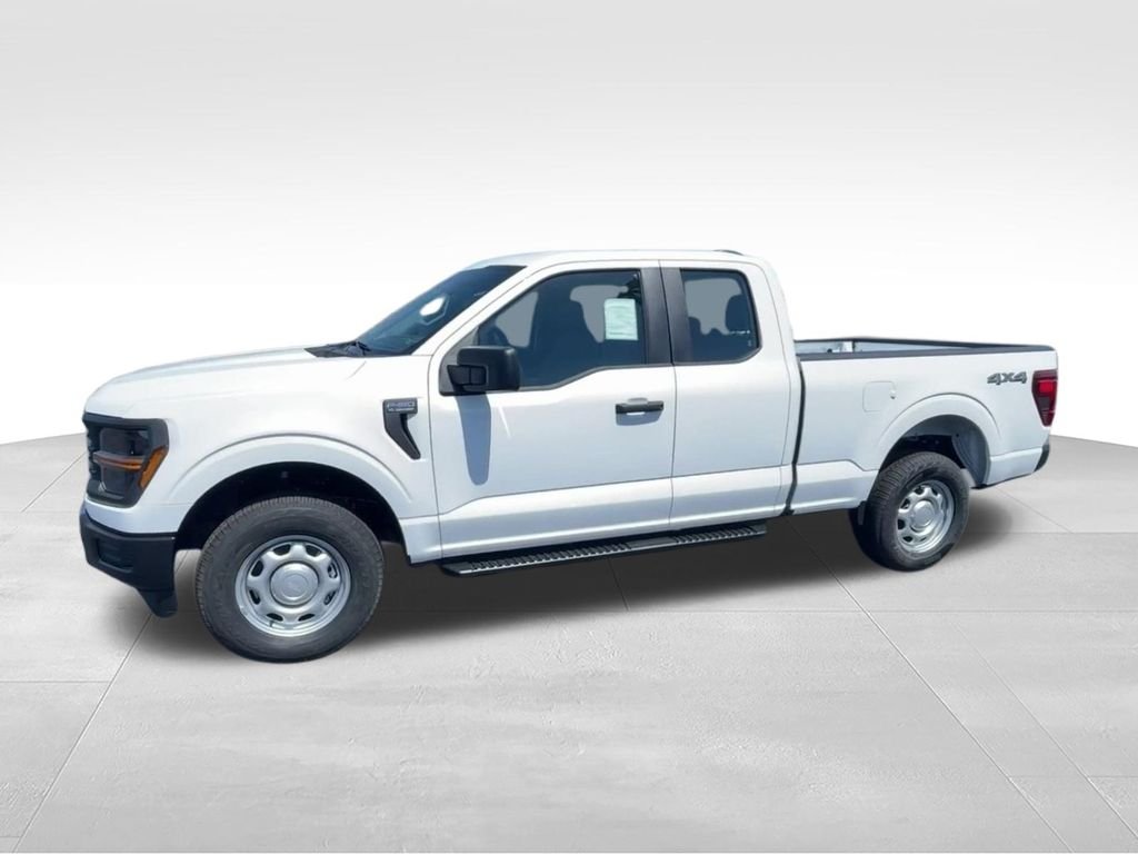 Used 2024 White Ford XL image 4