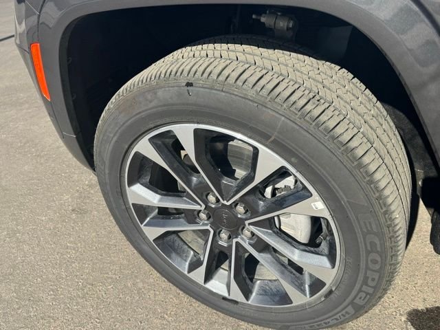 2025 Jeep Grand Cherokee Overland 4xe - Photo 12